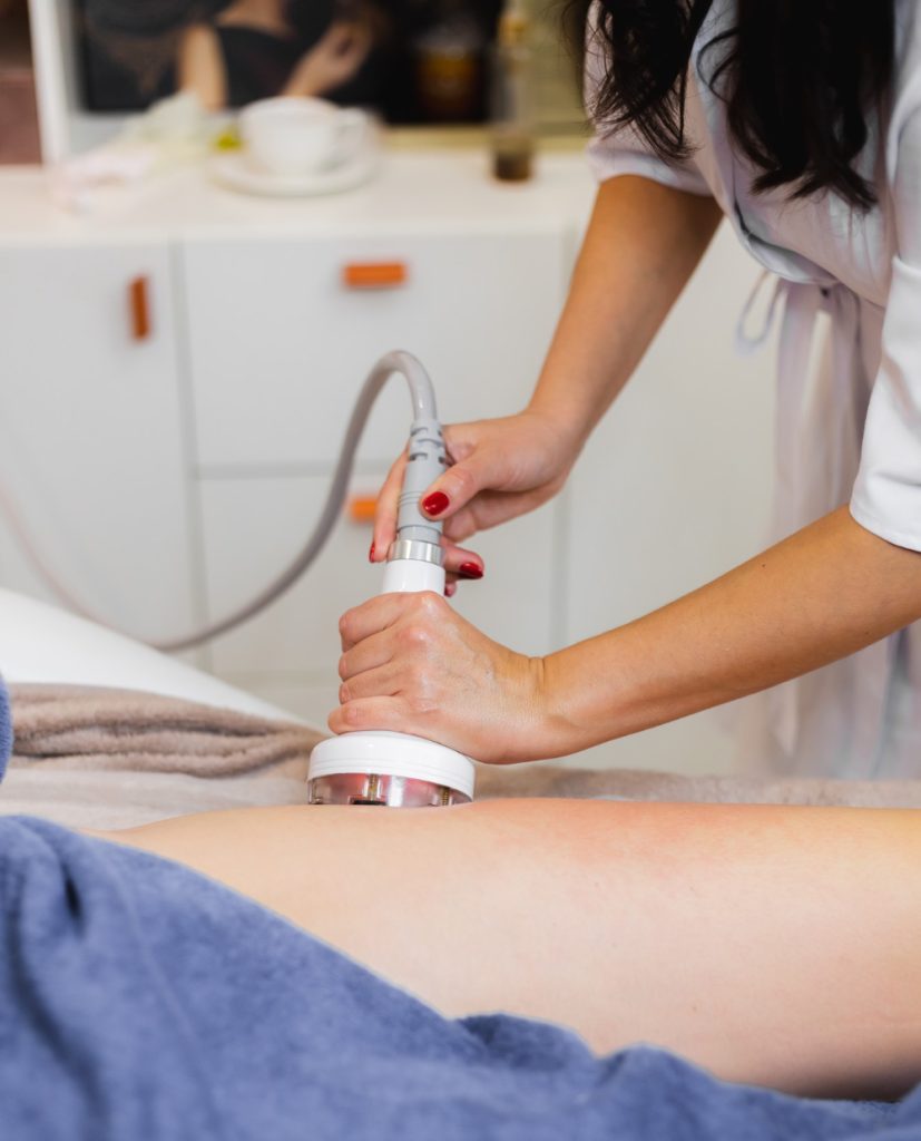 Trtamiento de Vacuum terapia en Sevilla. Centro de estética en Sevilla Phi Belleza Natural