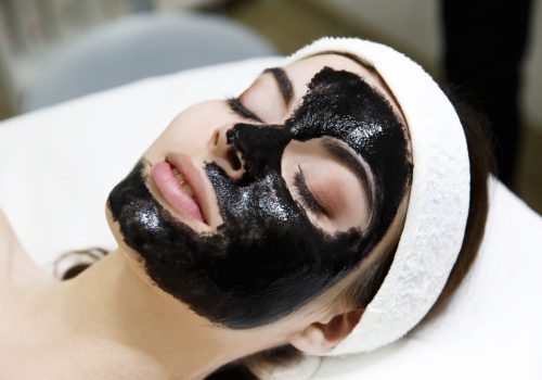 Peeling Hollywood Carbón en Sevilla. Phi Centro de Belleza y Estética en el Centro de Sevilla